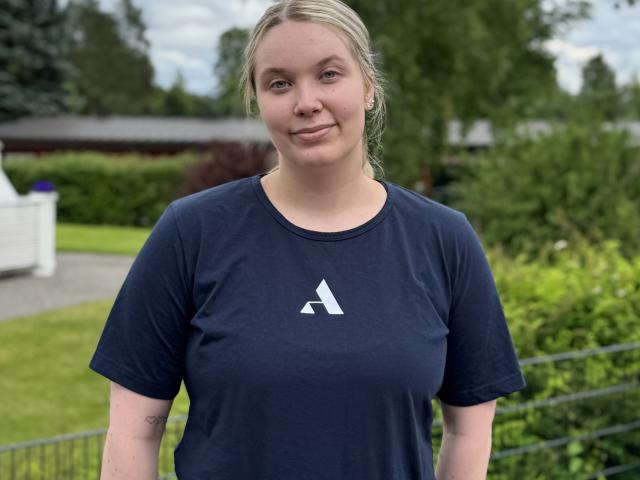Työyhteisön tuella ja hyvällä perehdytyksellä autismityön osaajaksi